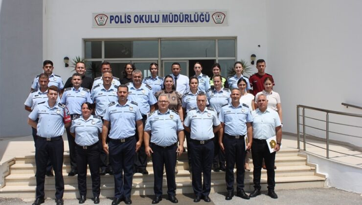 Hizmet içi eğitimlerle polis mensupları bilinçlenmeye devam ediyor